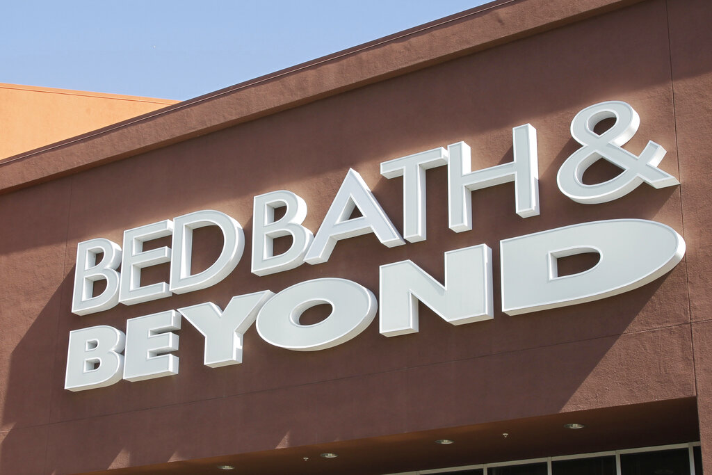Bed Bath & Beyond tumbles after influential investor exits News